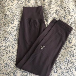 Mayra plush leggings (7/8) p’tula medium